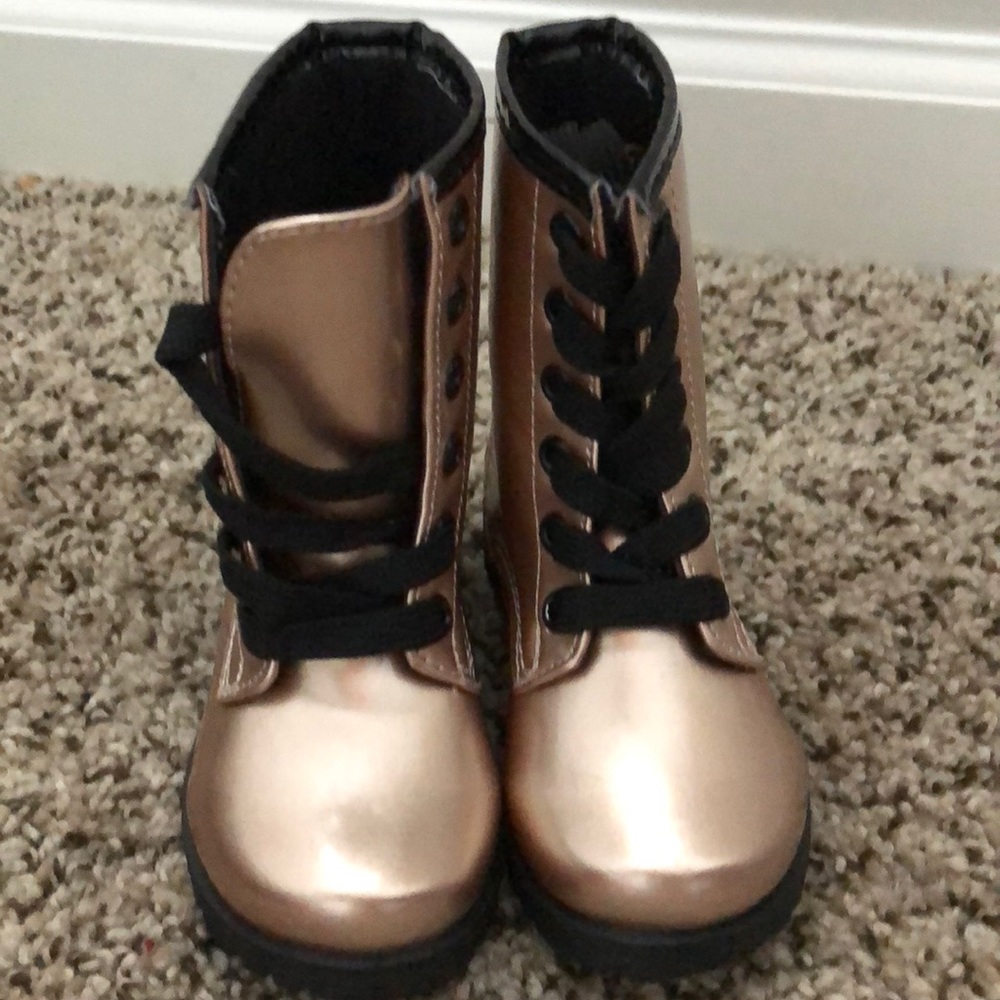 Gold lace up shoes